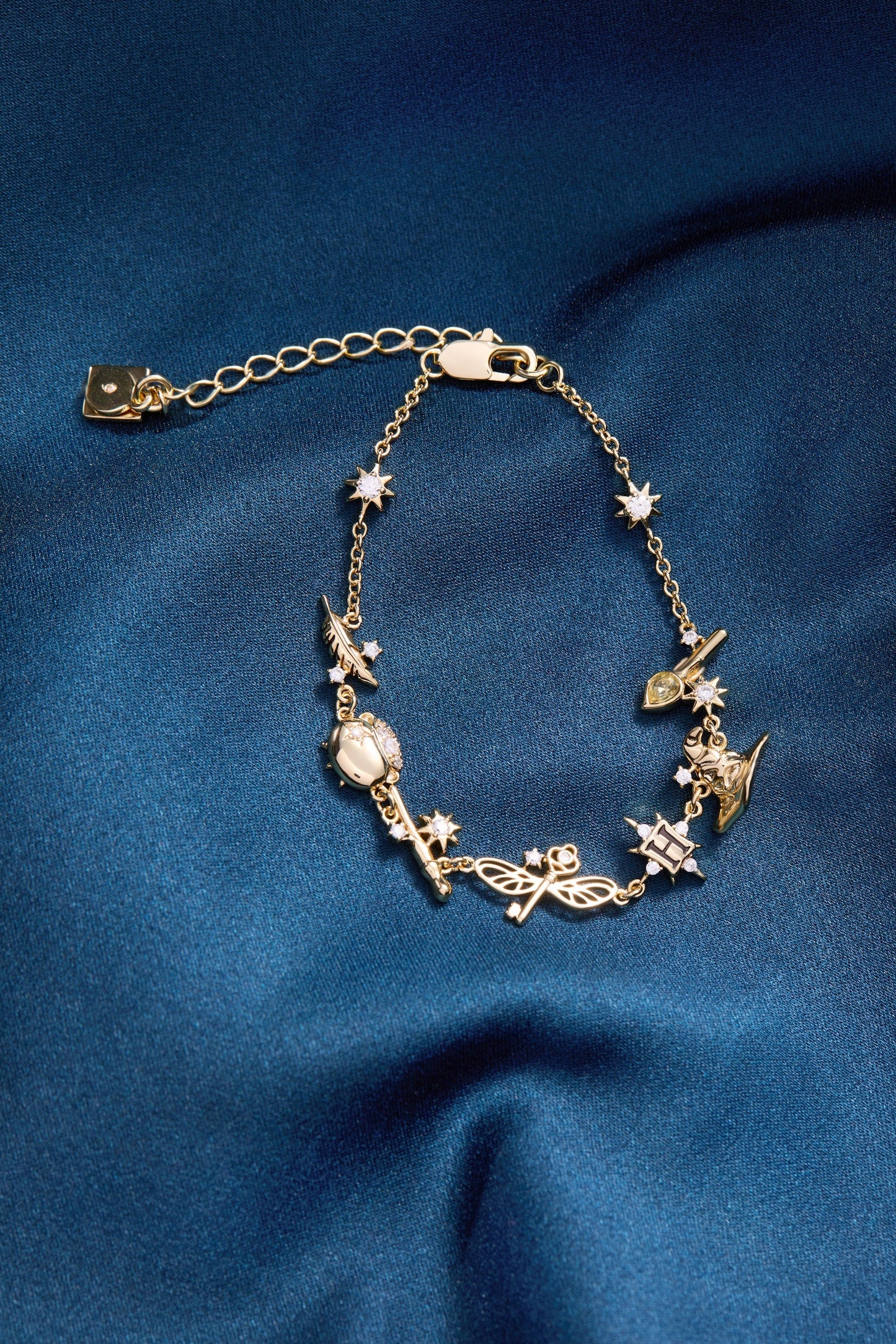 Harry Potter™ Mixed Icon Inline Charm Bracelet