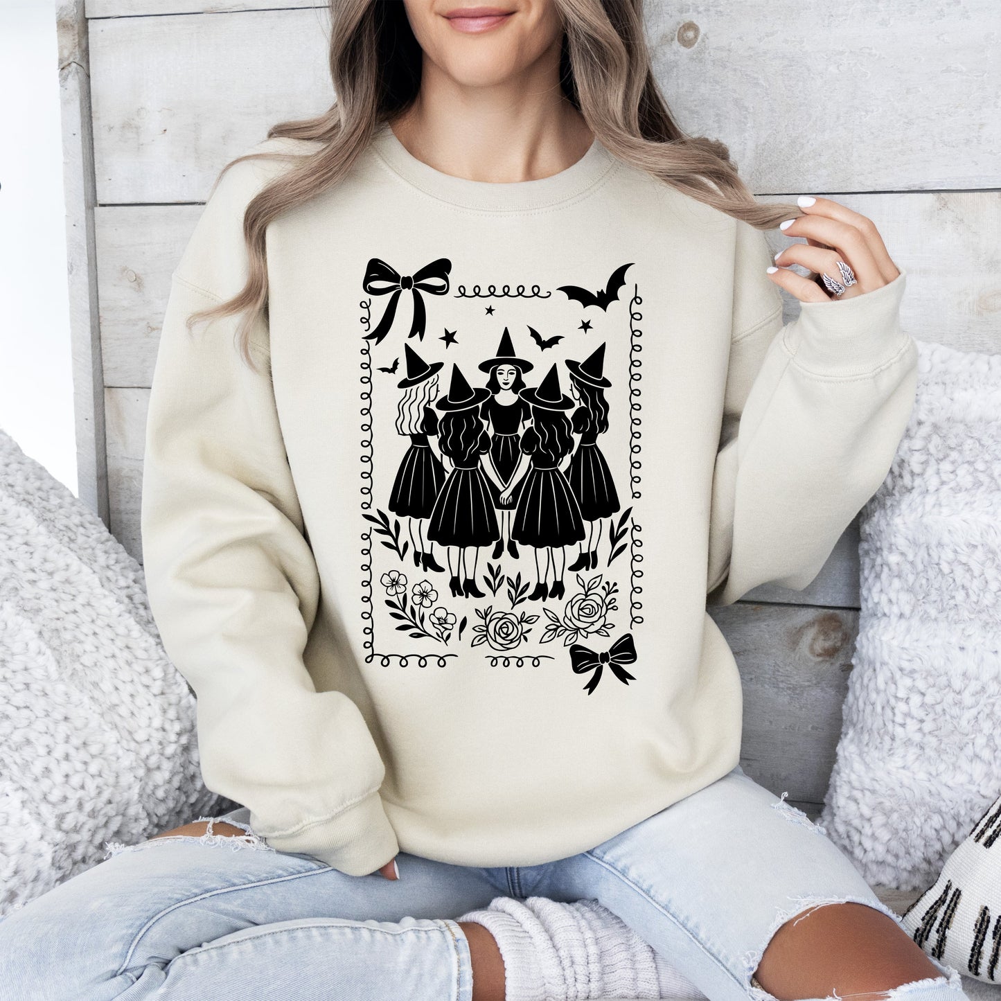 Halloween Witches Vintage Ghost Pumpkin Retro Spooky Season Cozy Graphic Sweatshirt